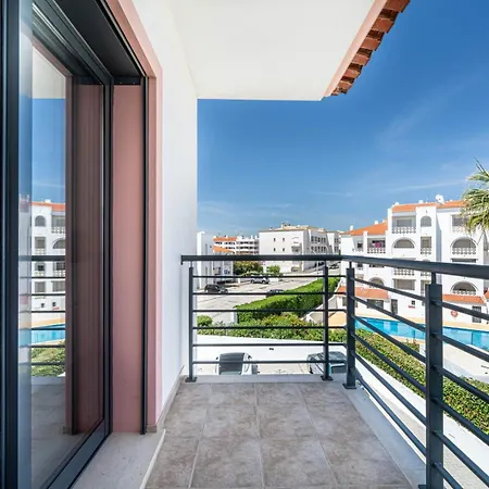 Daire Modern & Central, Gated With Pool Albufeira