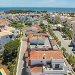 Apartament Modern & Central, Gated With Pool *